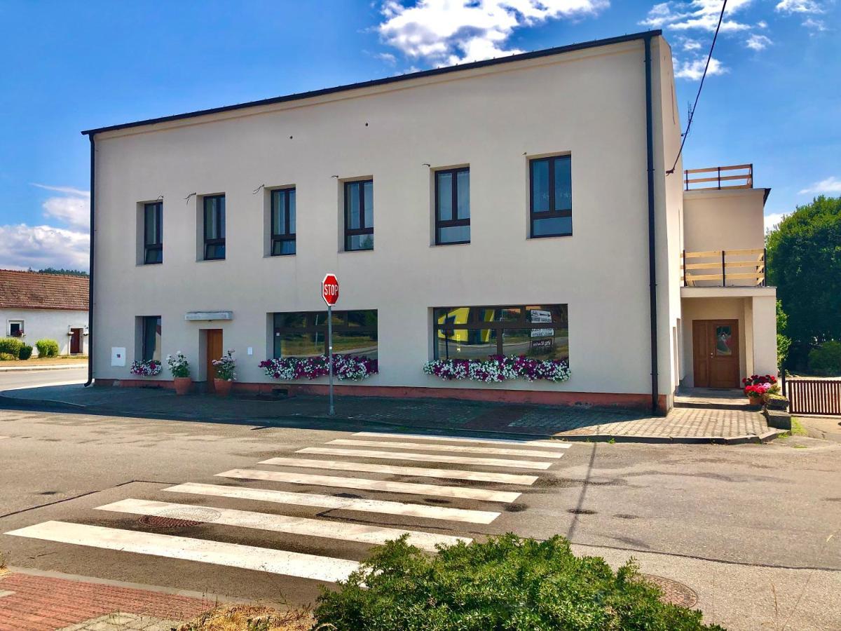 Penzion Na Hostici Cimer Bagian luar foto
